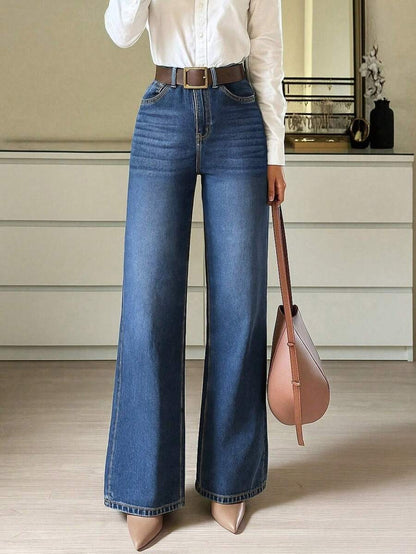Jeans sueltos y anchos  de botón con letras