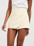 Short con doblez asimetrico