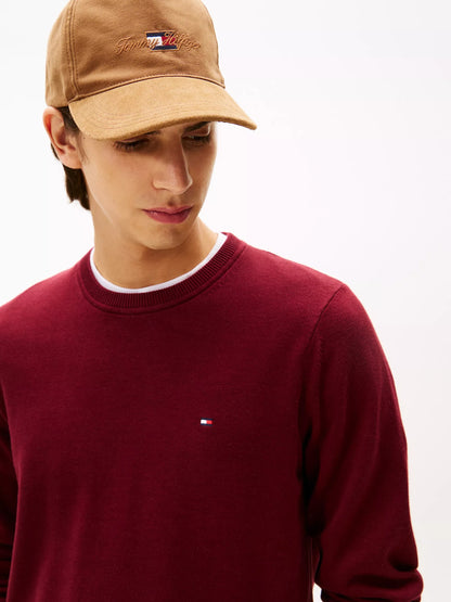 Suéter cuello redondo unicolor con logo