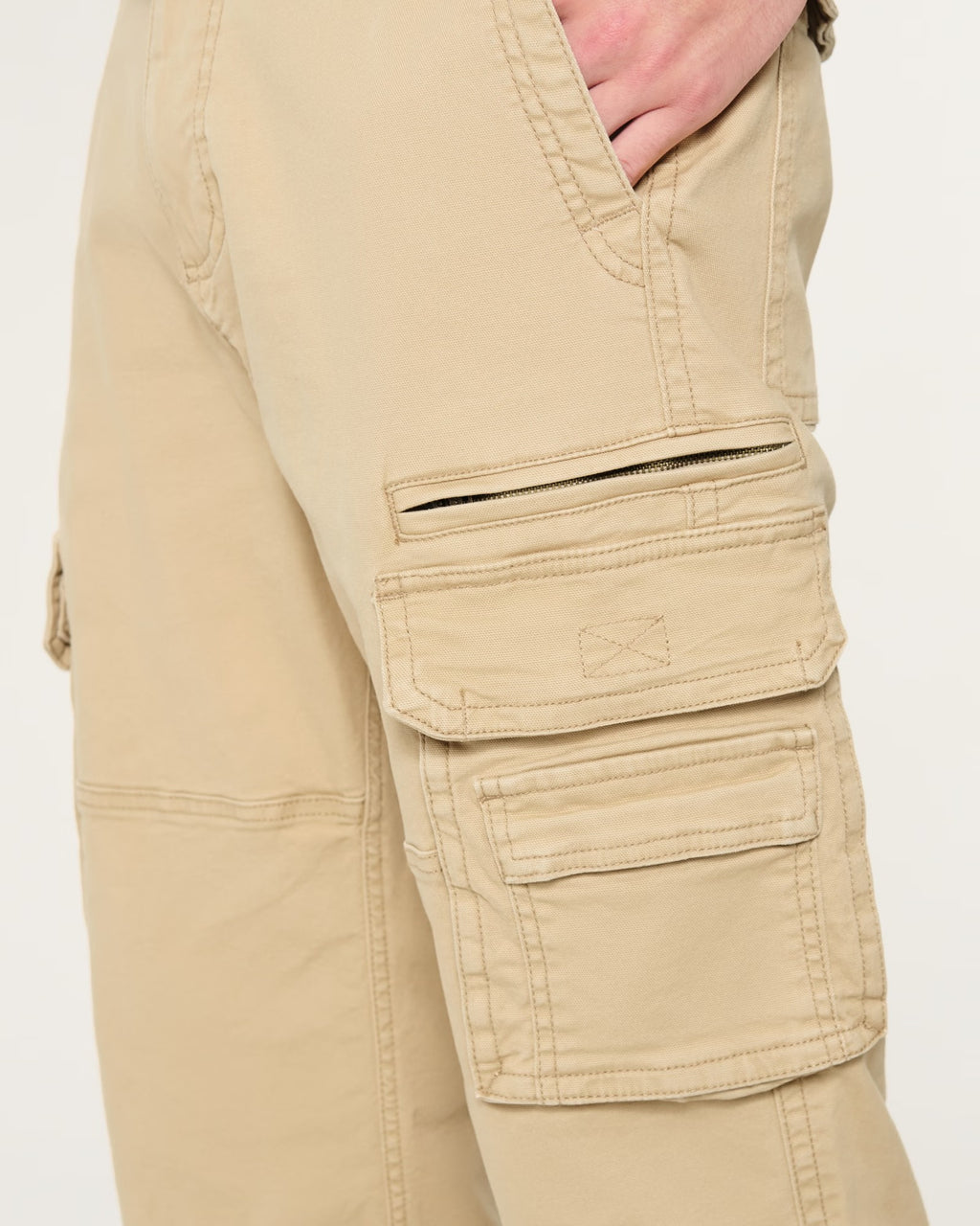 Pantalón cargo sueltos