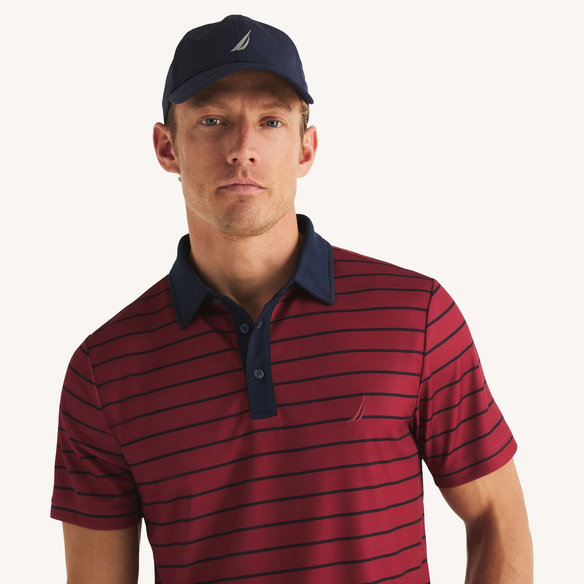Chemise Navtech con patrón de rayas