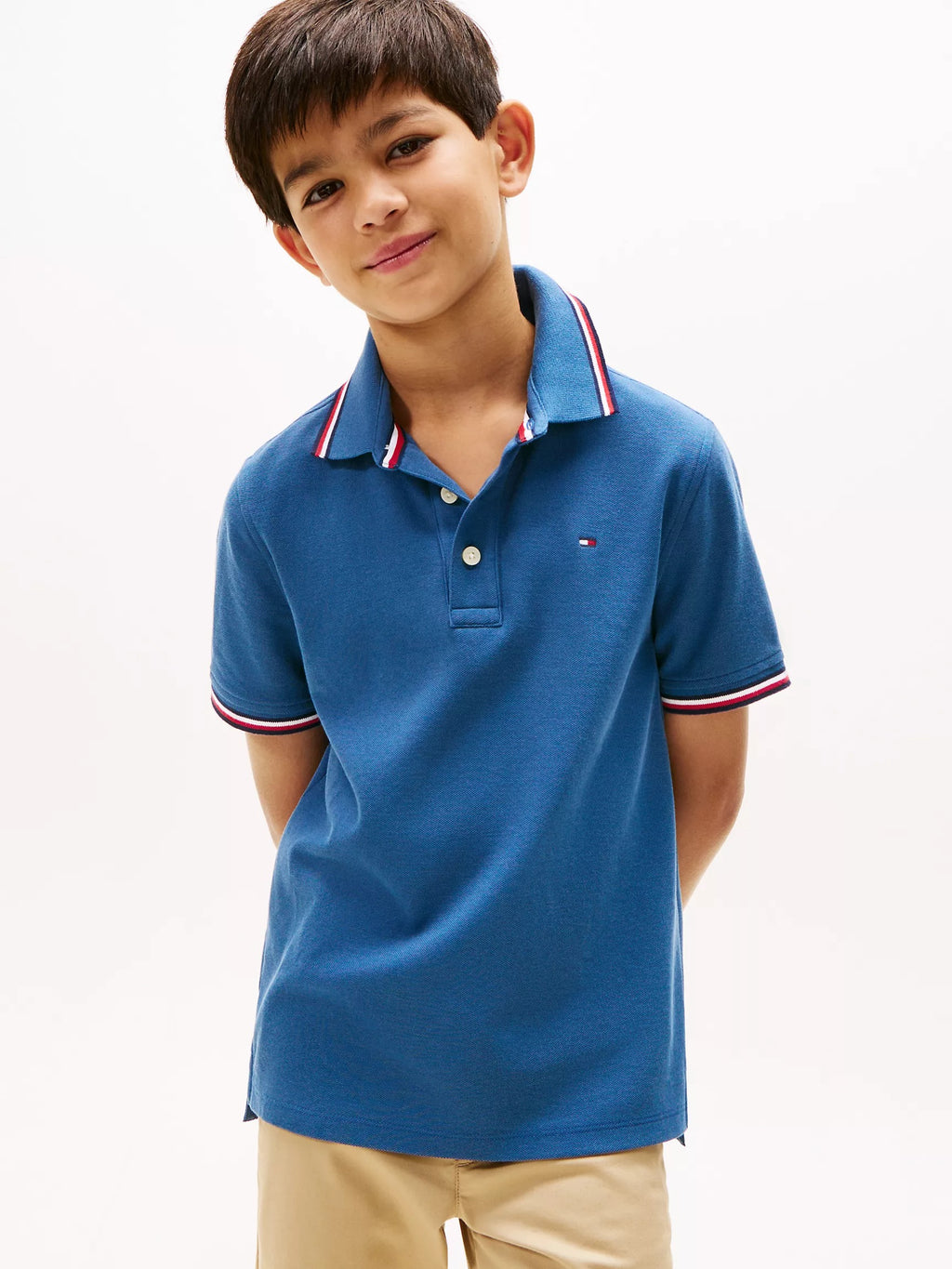 Chemise unicolor con cuello ribeteado para niño