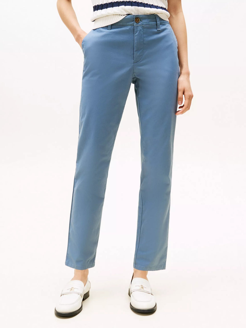 Pantalón chino ajustado