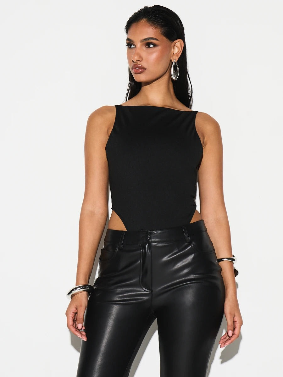 Body de cuello barco con corte alto