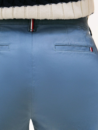 Pantalón chino ajustado