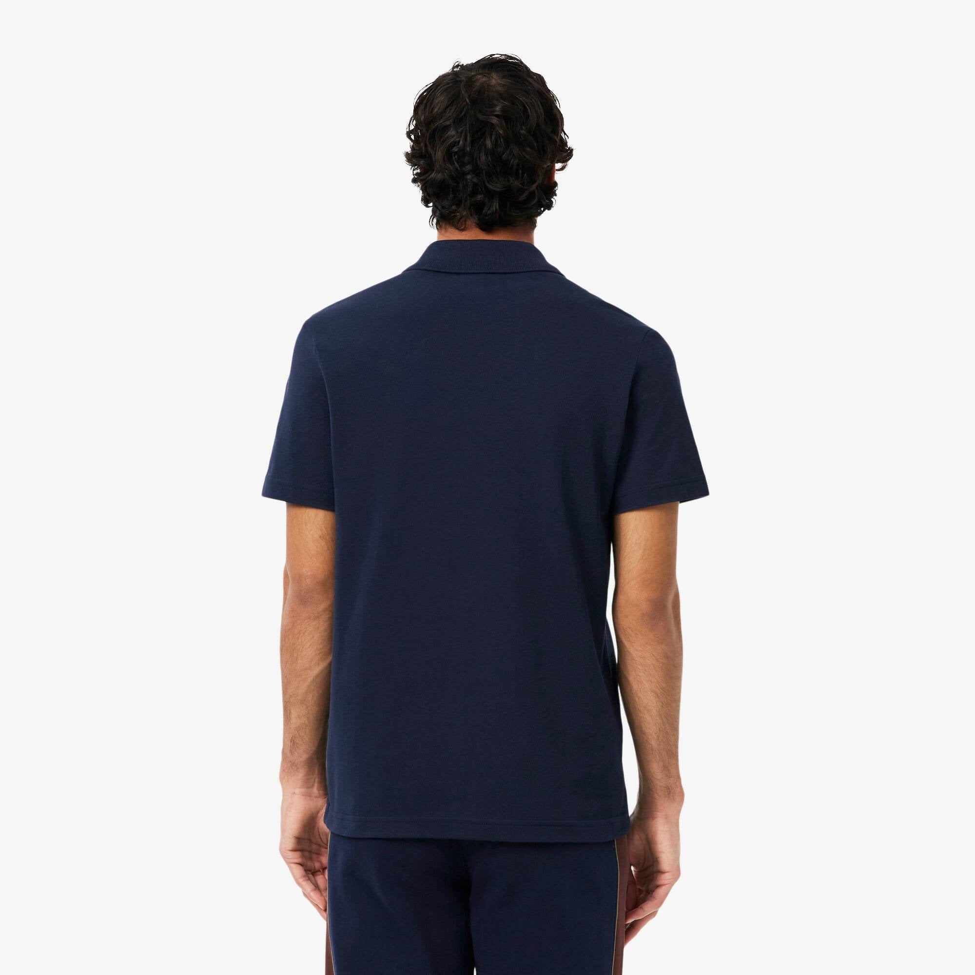 Chemise regular con colores combinados y logo