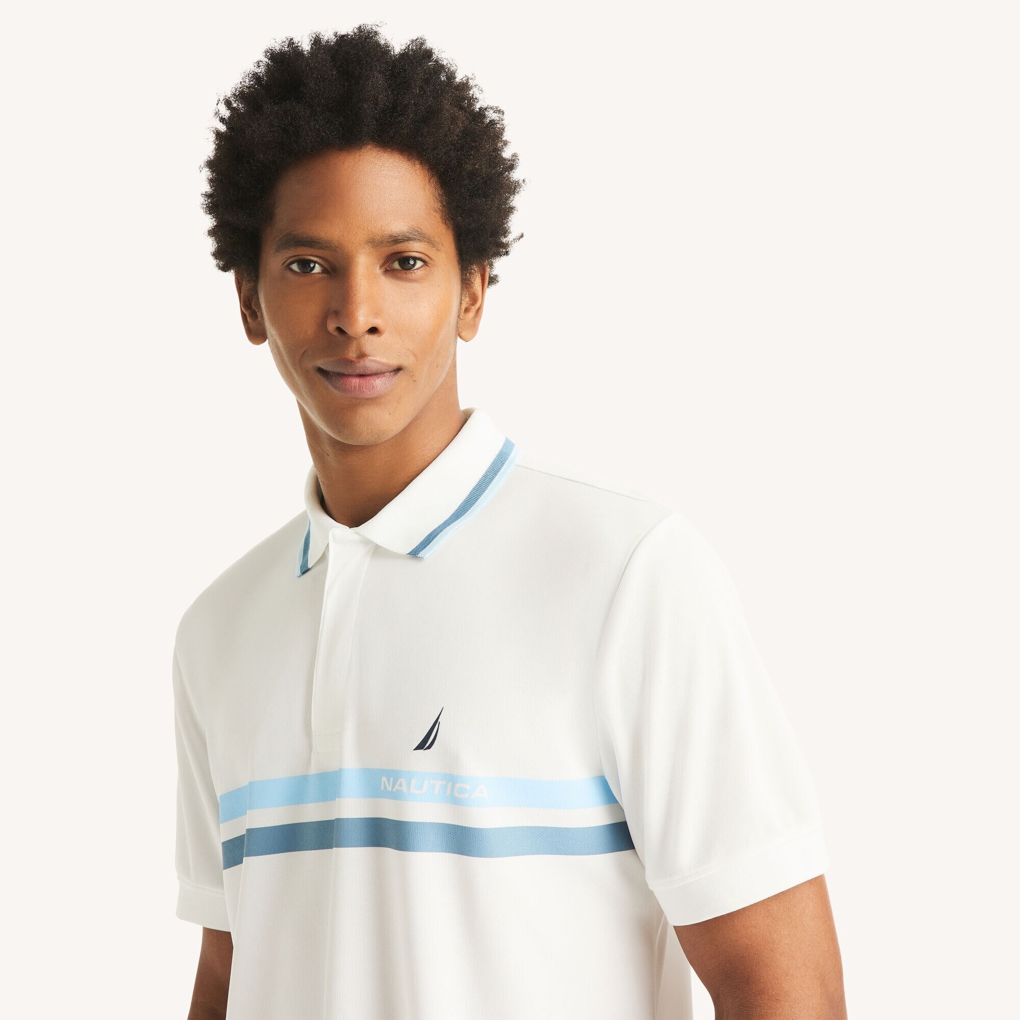 Chemise Navtech con cuello ribeteado y franja central