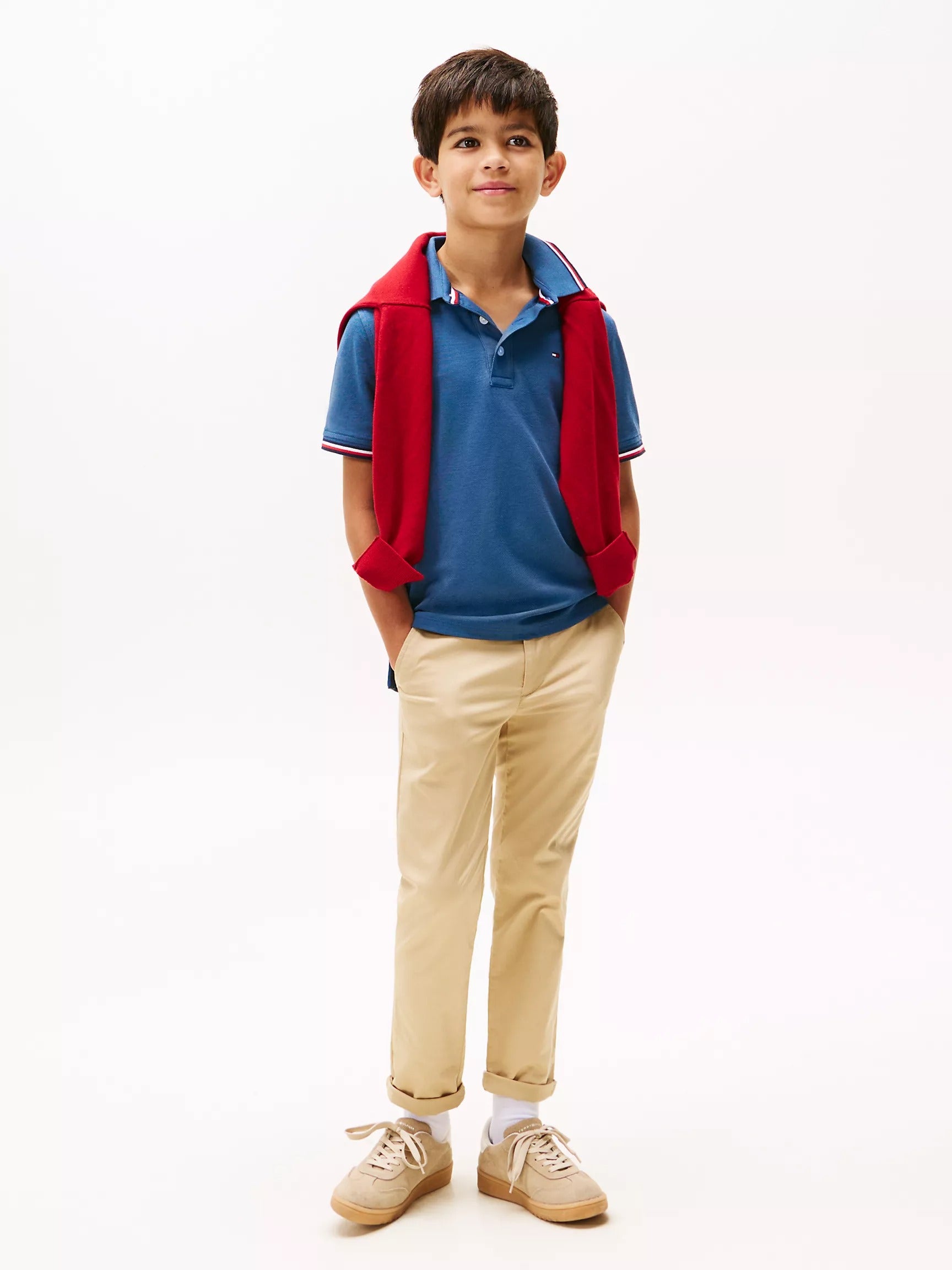 Chemise unicolor con cuello ribeteado para niño