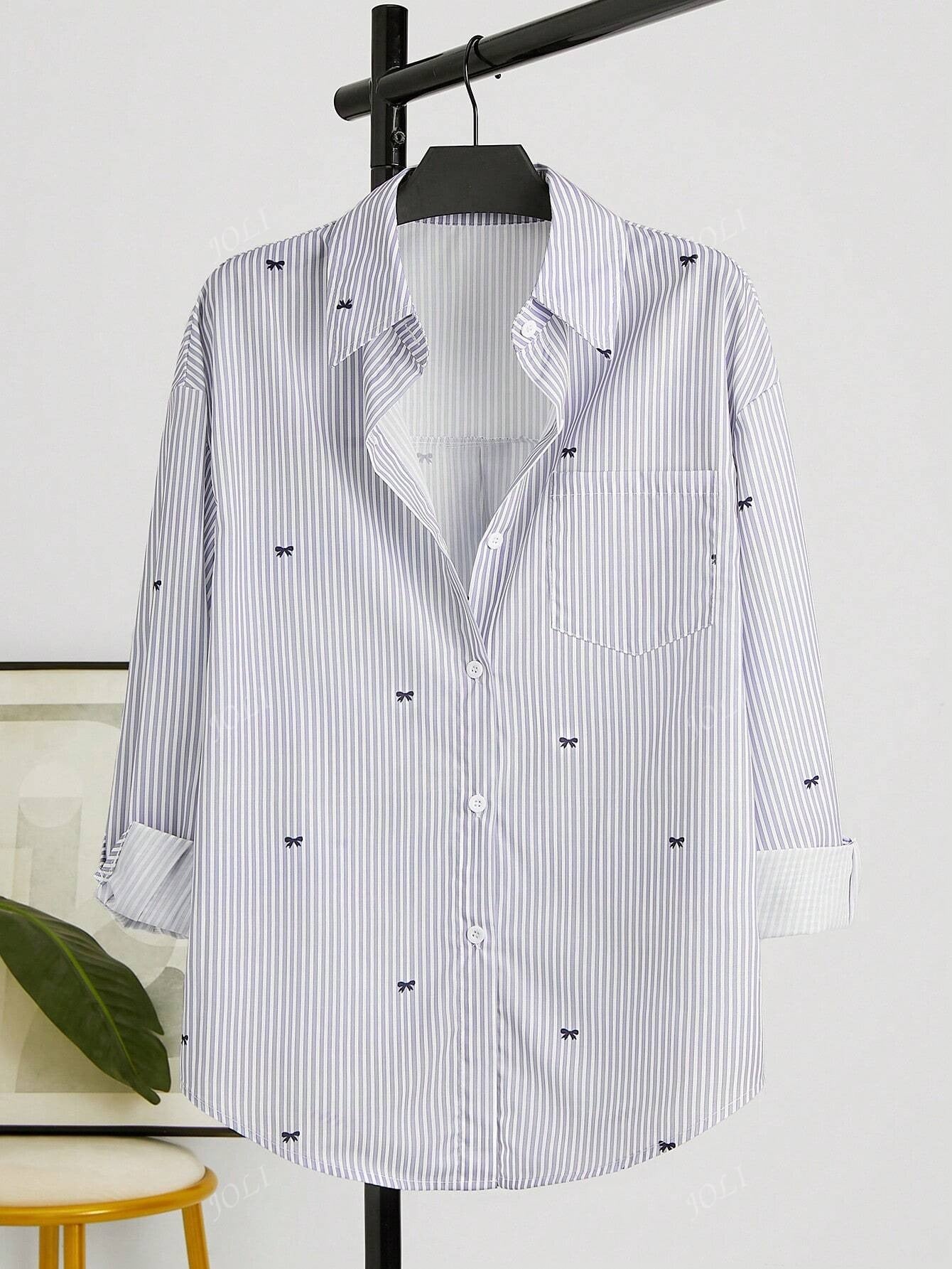 Camisa manga larga con botones, estampado de rayas y lazos