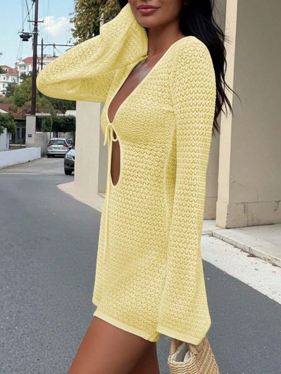 Vestido de punto manga acampanada