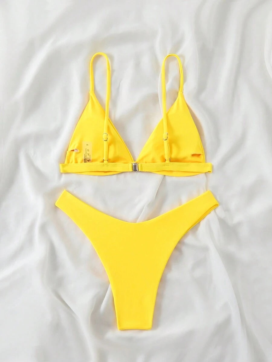 Bikini de triangulo