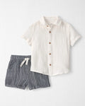 Conjunto de camisa y shorts para pequeños