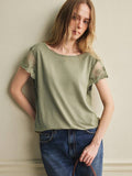 Blusa con adornos de encaje