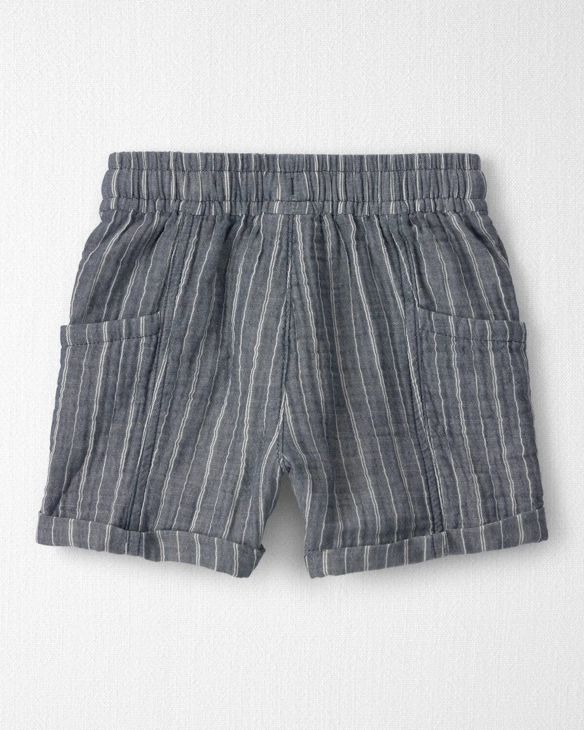 Conjunto de camisa y shorts para pequeños