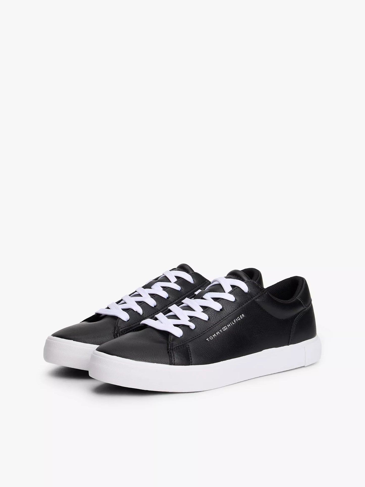 Calzado casual con logo