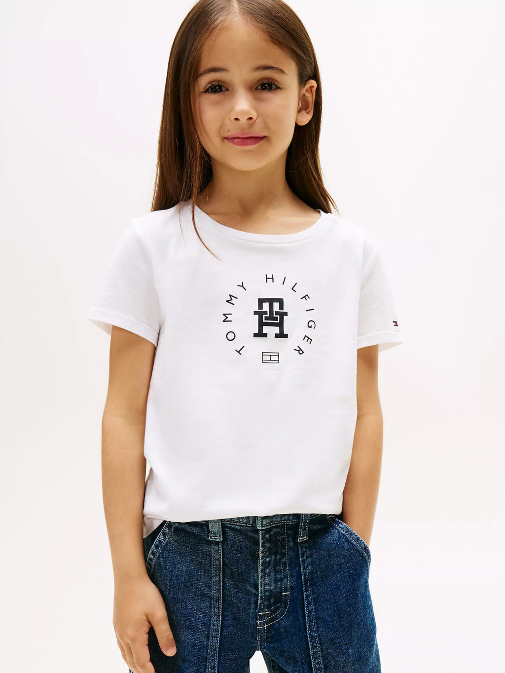 Franela cuello redondo con estampado central para niña