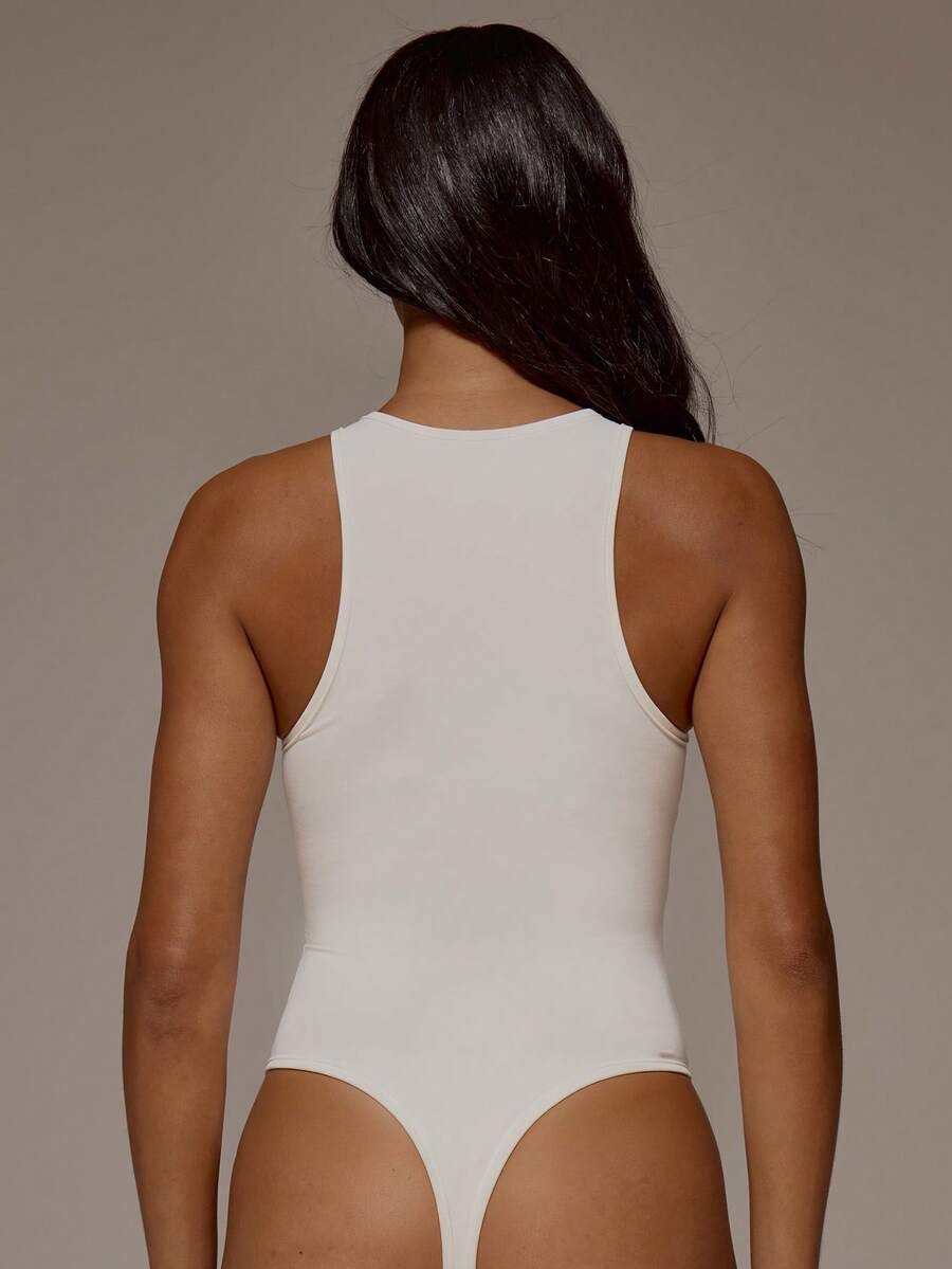 Body de cuello alto sin mangas ajustado