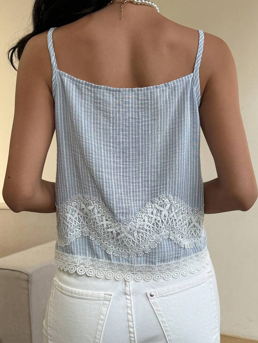 Blusa de tirantes y encaje