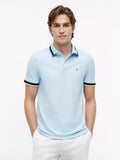 Chemise unicolor con cuello y mangas ribeteadas