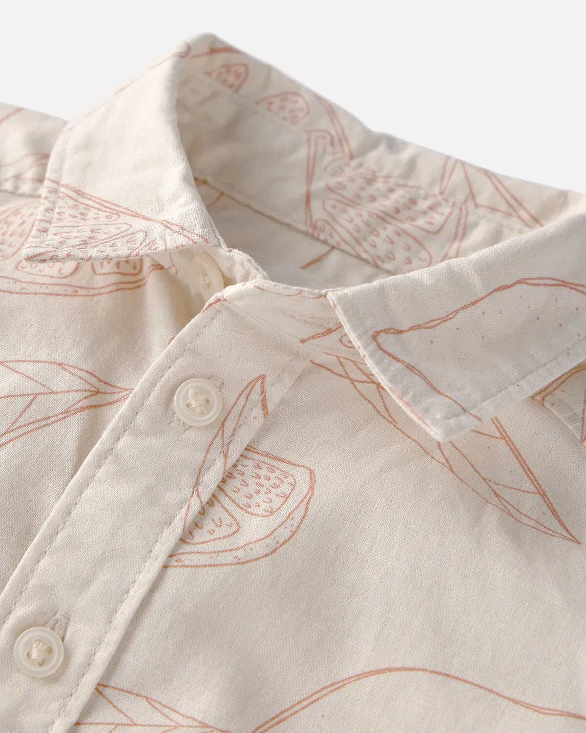 Conjunto de camisa y shorts para pequeños