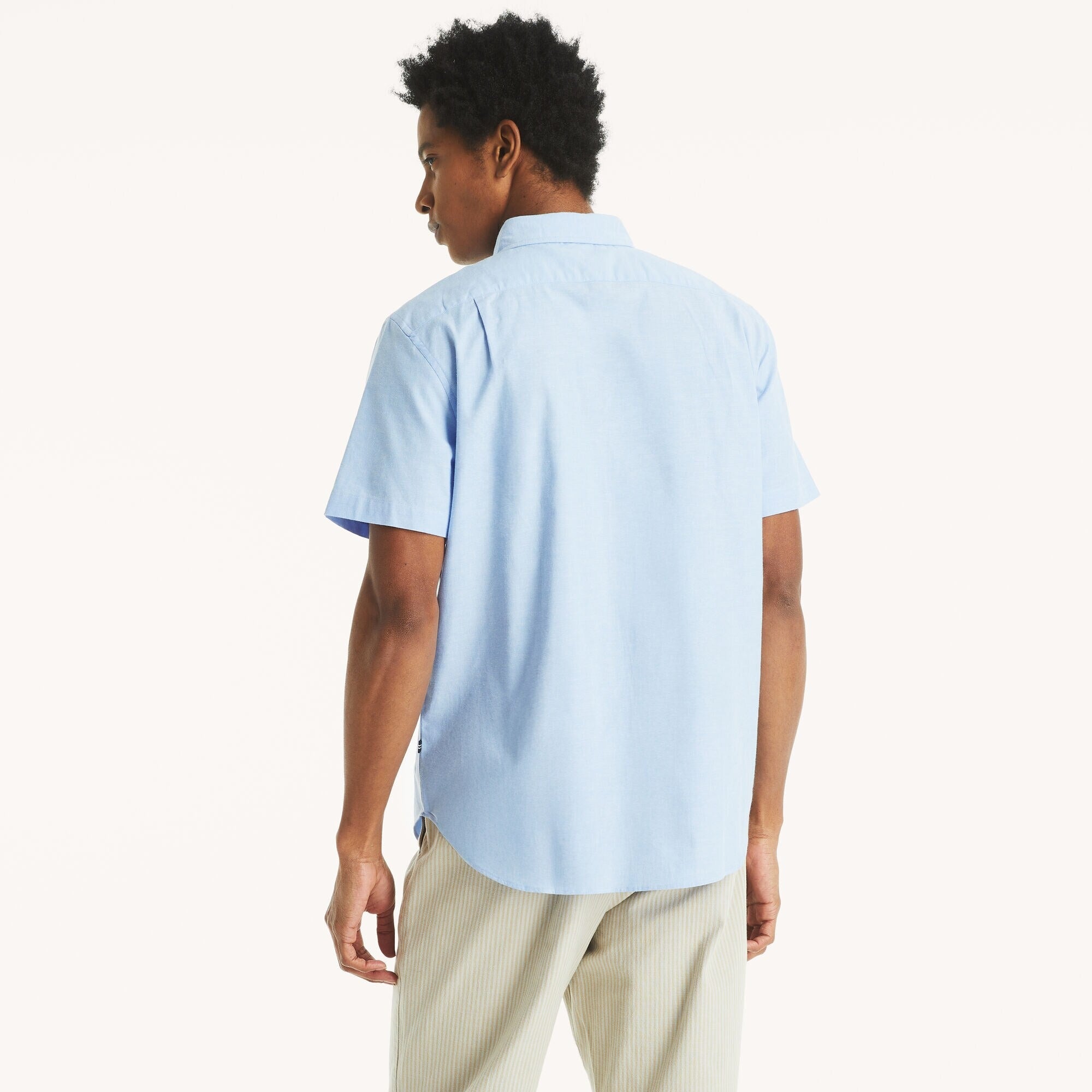 Camisa manga corta unicolor oxford