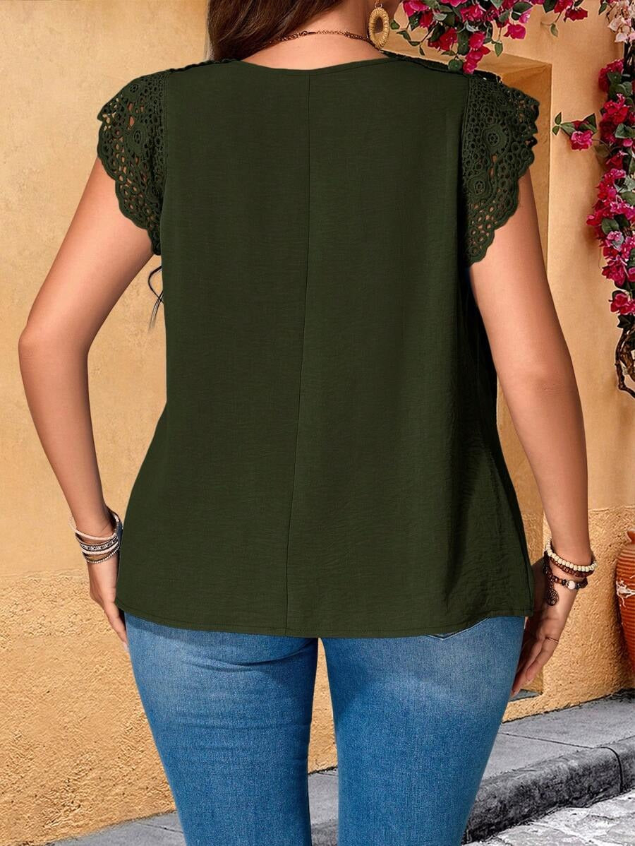 Blusa con encaje triangular