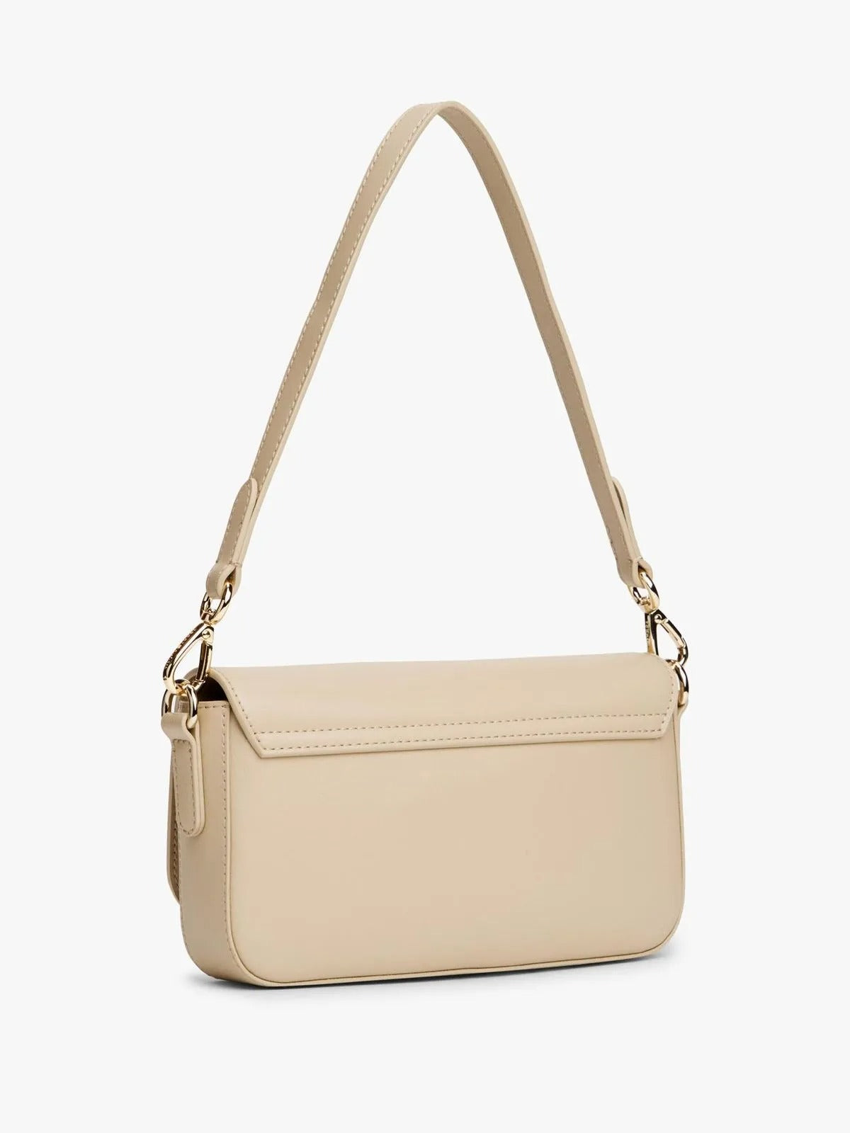 Cartera tipo bandolero con monograma