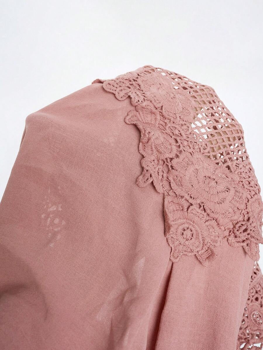 Blusa con encaje triangular