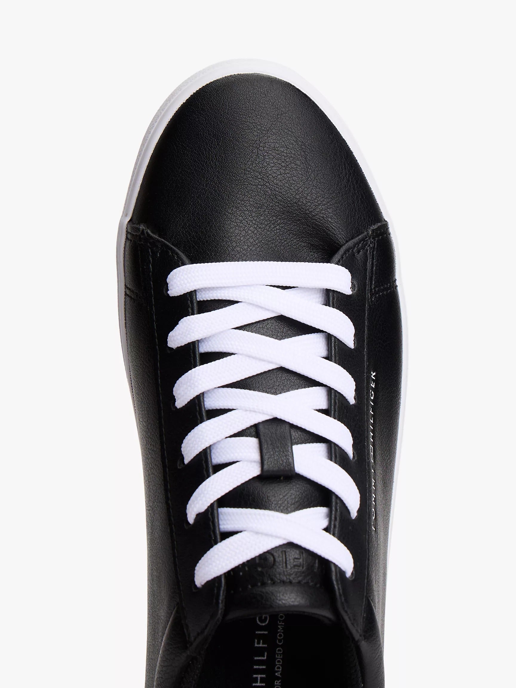 Calzado casual con logo