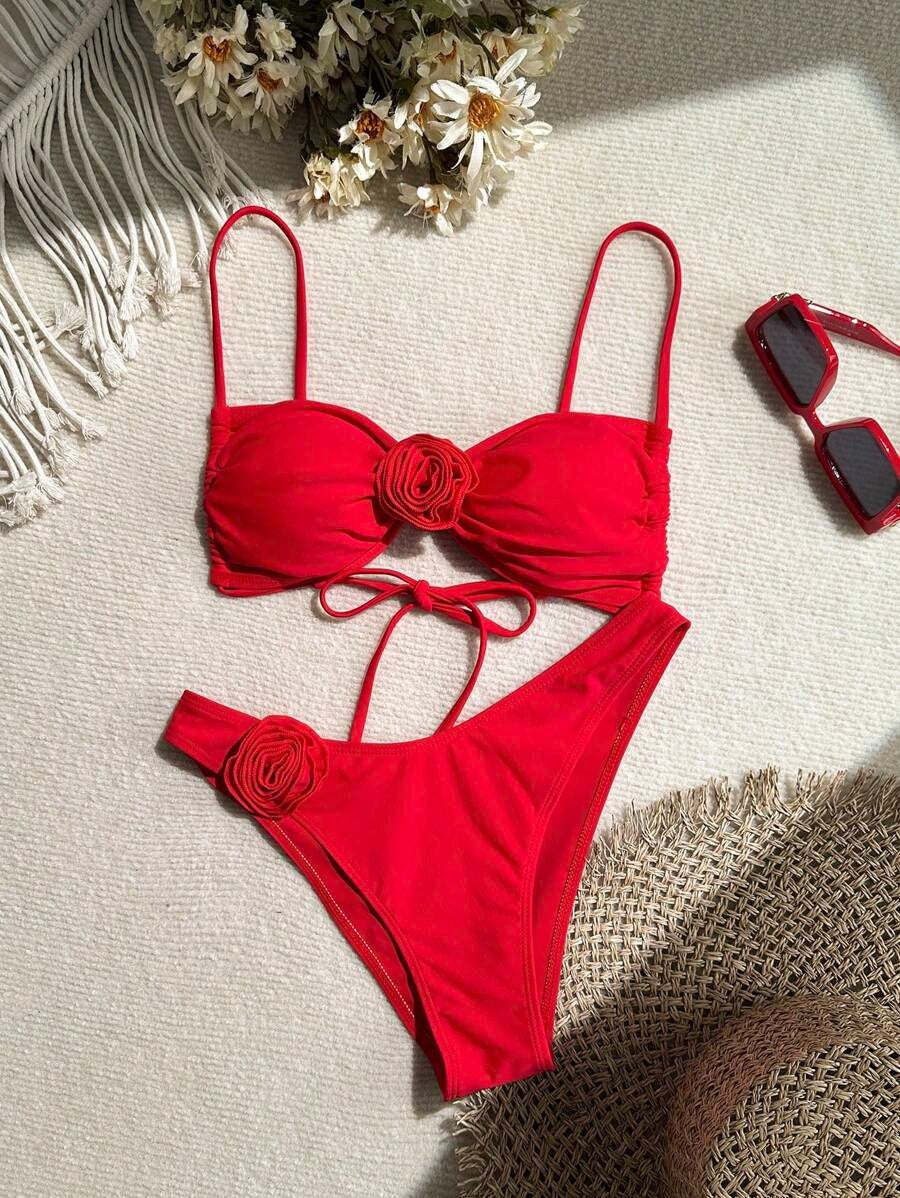 Bikini con diseño floral decorativo