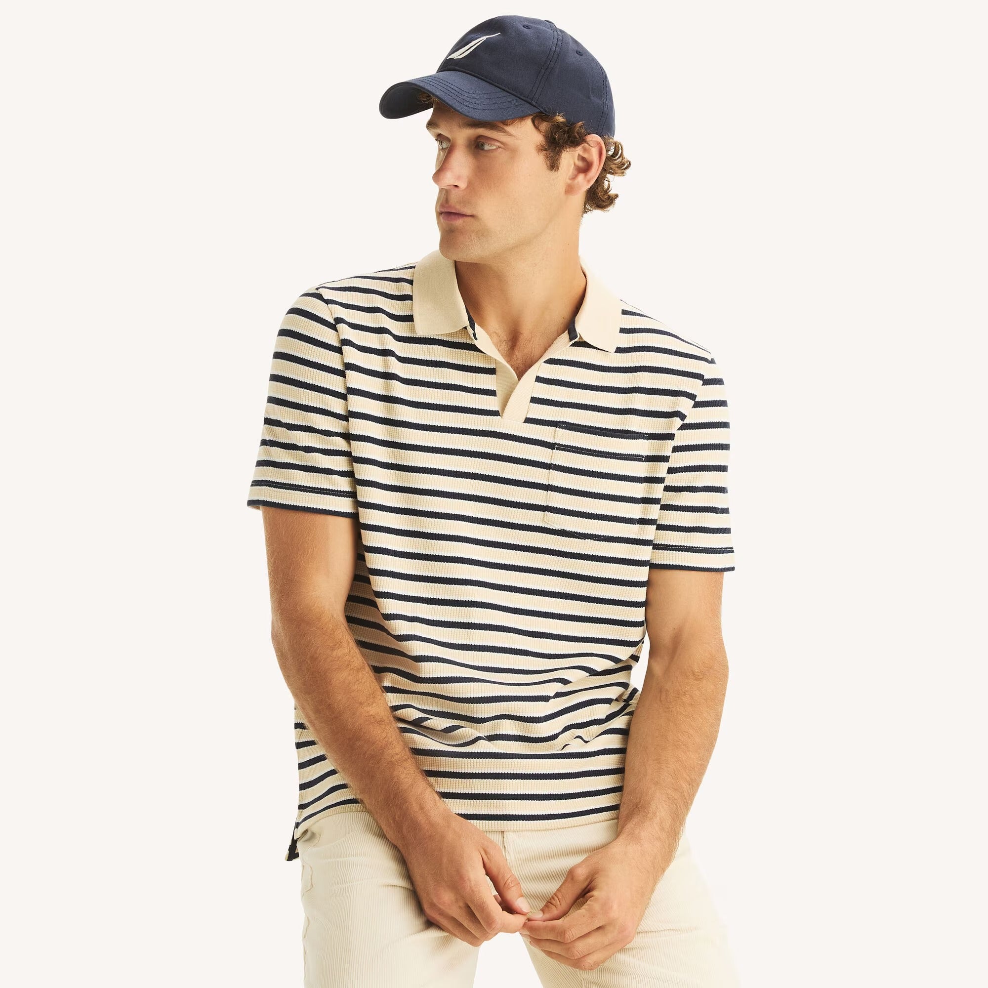 Chemise con patrón de rayas y bolsillo