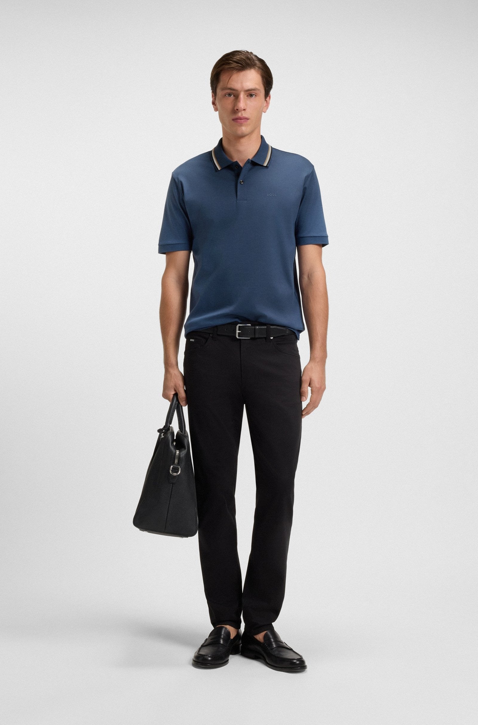 Chemise ajustada de algodón con cuello ribeteado
