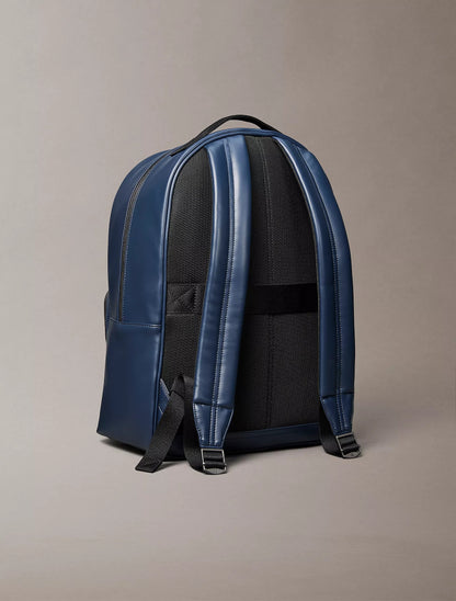 Bolso tipo morral para todo el dia