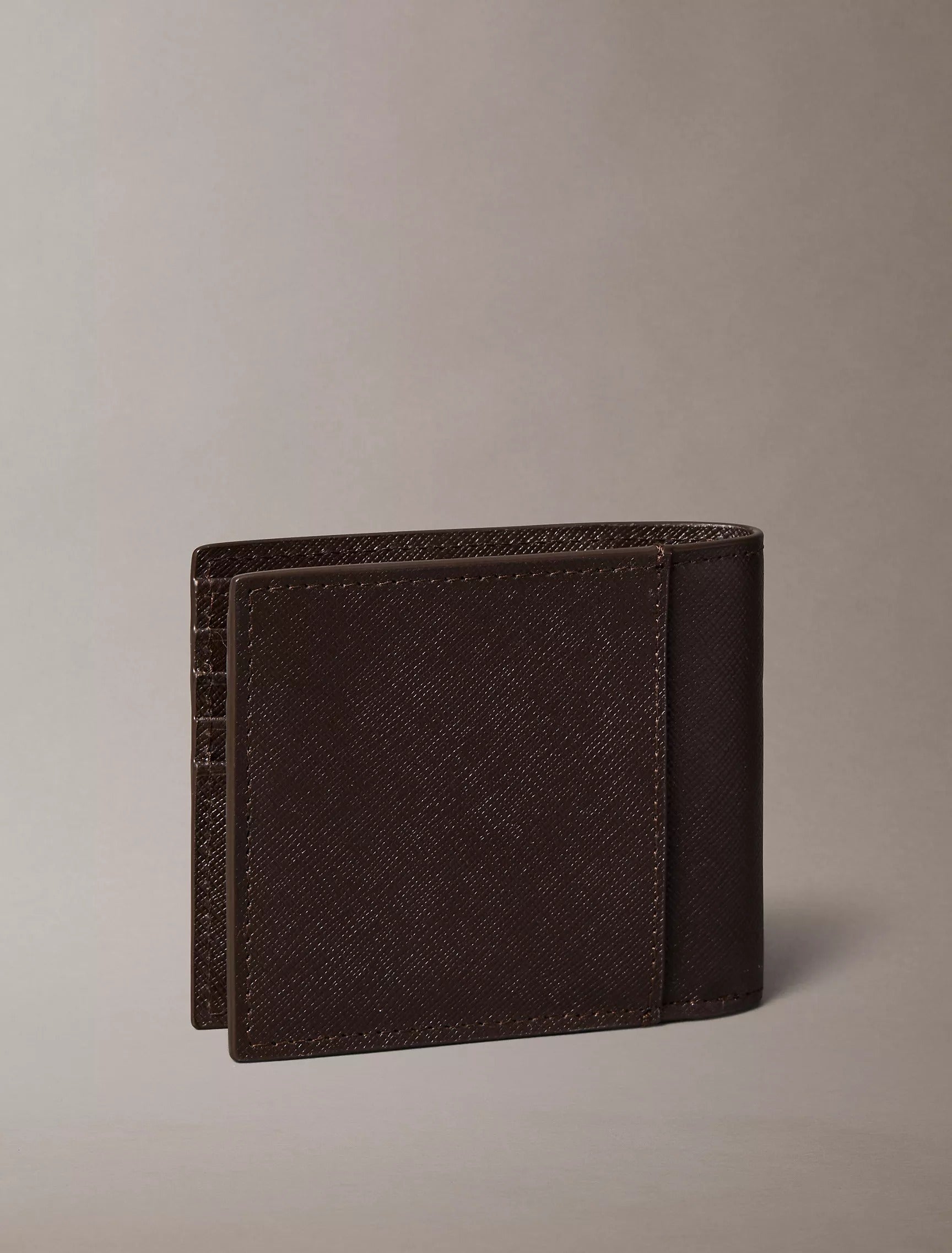 Cartera de caballero plegable de piel saffiano