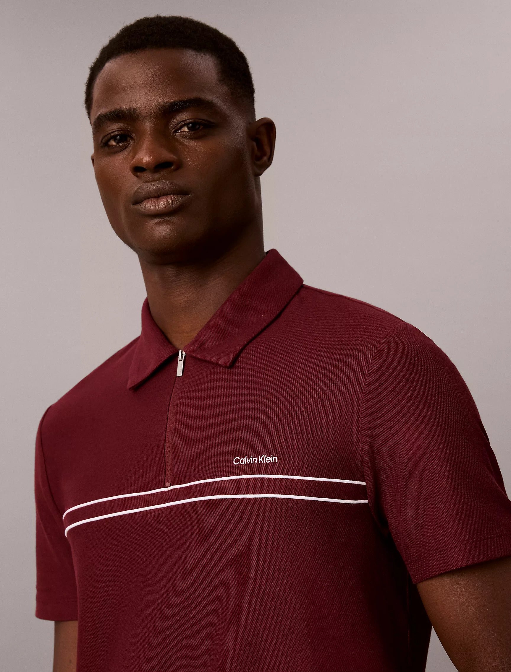 Chemise regular con cremallera y linea central