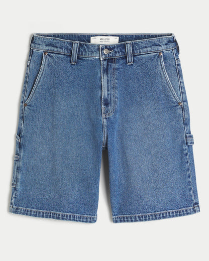 Bermuda denim con lavado medio y corte holgado