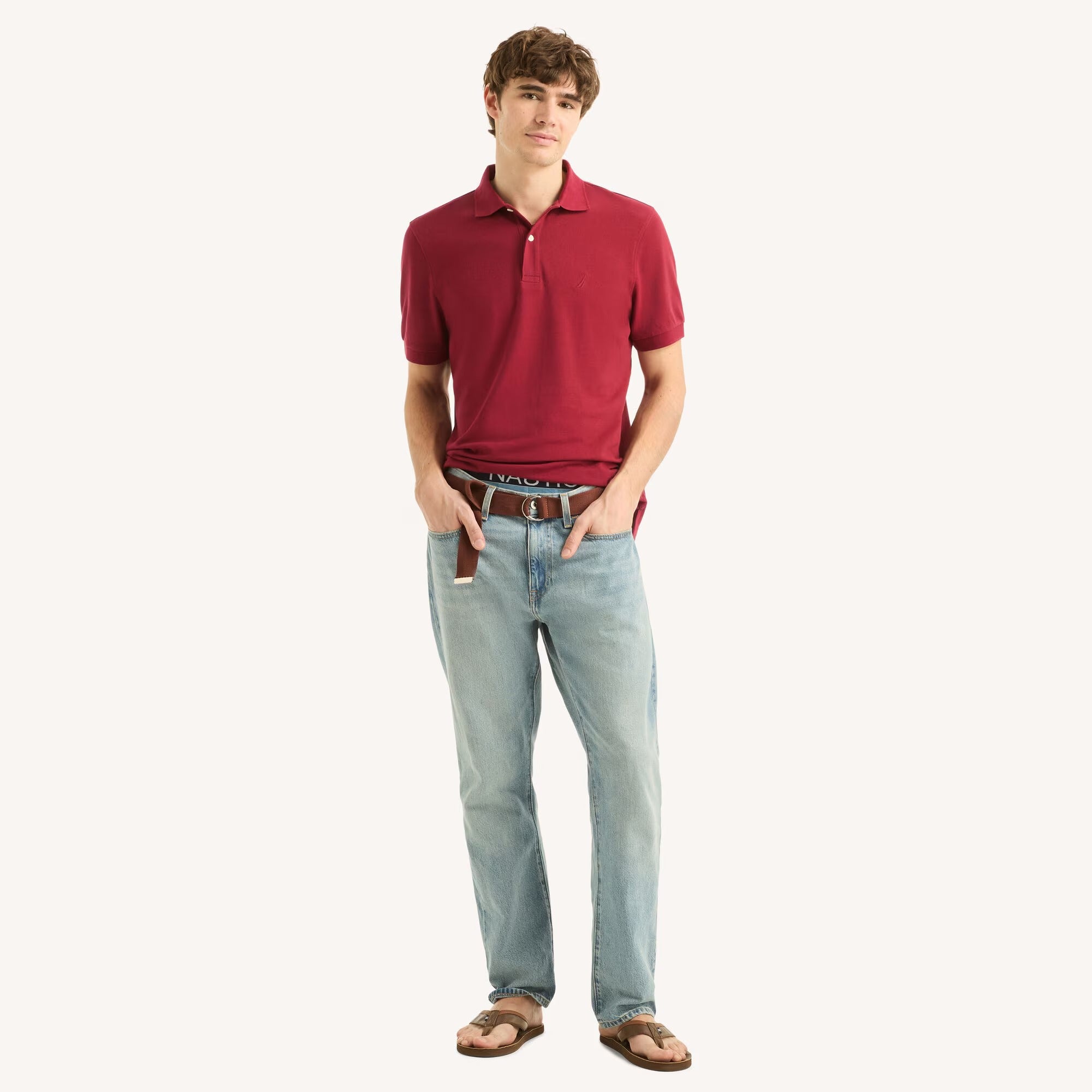 Chemise regular unicolor con logo mismo color