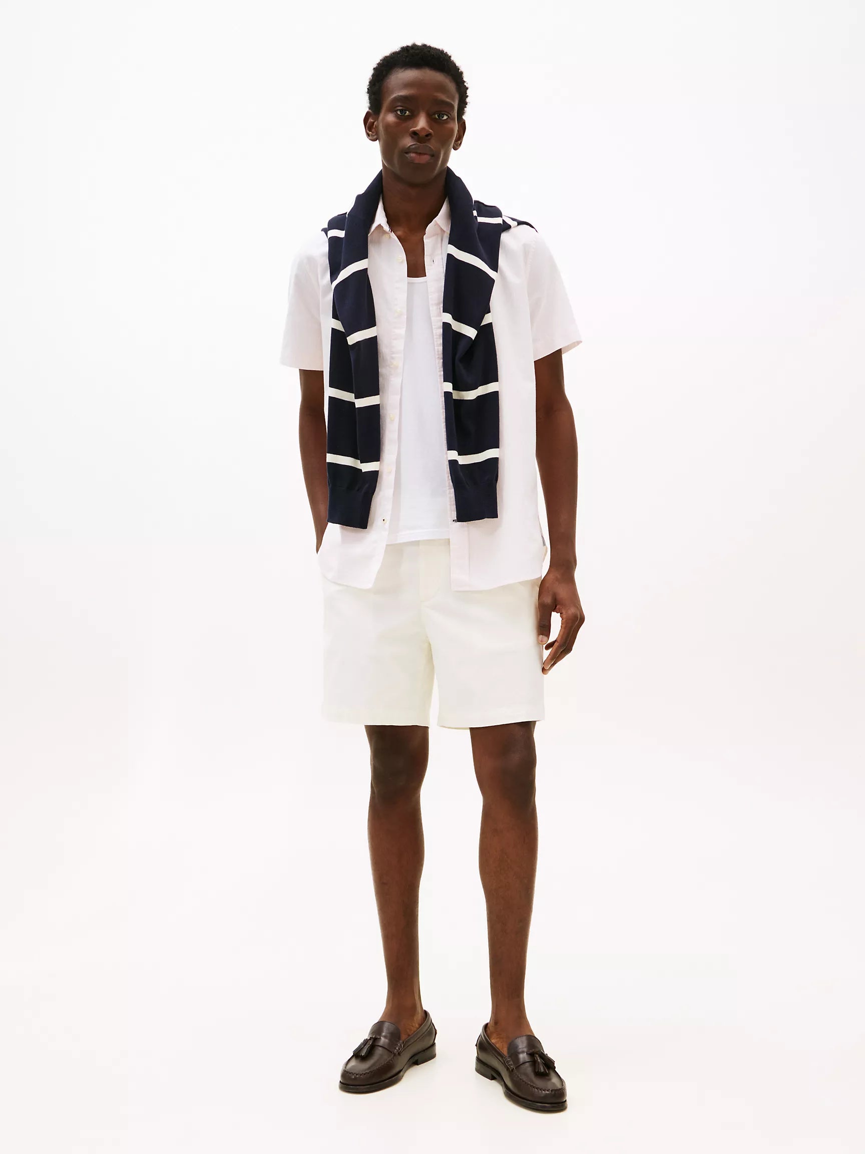 Camisa oxford manga corta con patrón de rayas